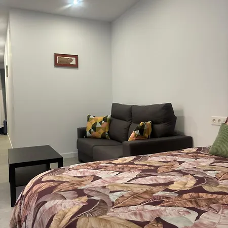 Apartamento Hermoso Piso A 5 Minutos De La Estacion De Bus Y Tren Maria Zambrano Málaga
