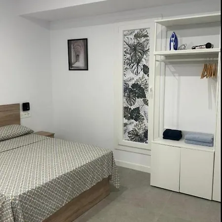 Hermoso Piso A 5 Minutos De La Estacion De Bus Y Tren Maria Zambrano Apartamento *
